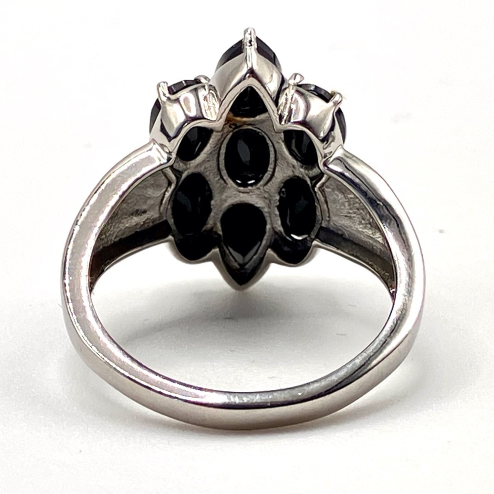 Black Spinel Multi Stone Cluster Ring in Stainless Steel - Picture 4 of 8